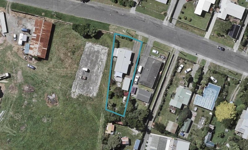 25 Kiharoa Street, Otaki Beach, Otaki - Carousel 1