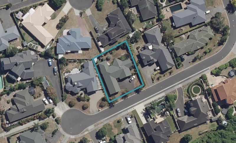 22 Glen Cree Avenue, Rototuna, Hamilton - Carousel 1