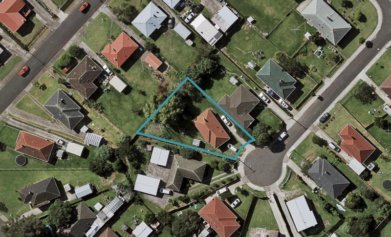 7 Ross Avenue, Otara, Auckland - Carousel 1