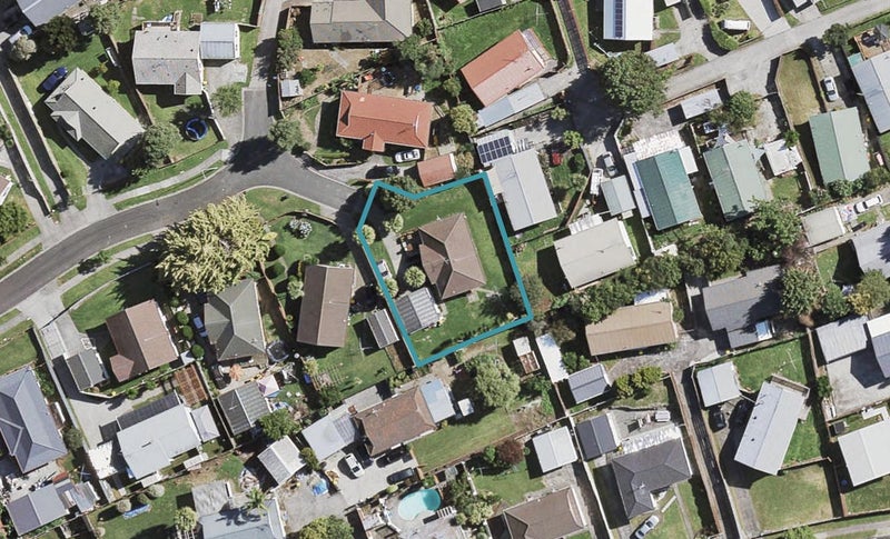 28 Rosemead Place, Randwick Park, Auckland - Carousel 1