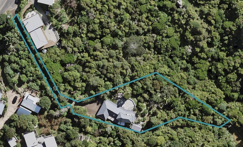 22A Church Bay Road, Oneroa, Waiheke Island - Carousel 1