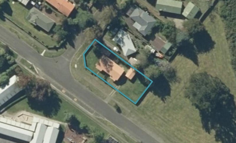 15 Waipapa Road, Turangi, Tūrangi - Carousel 1