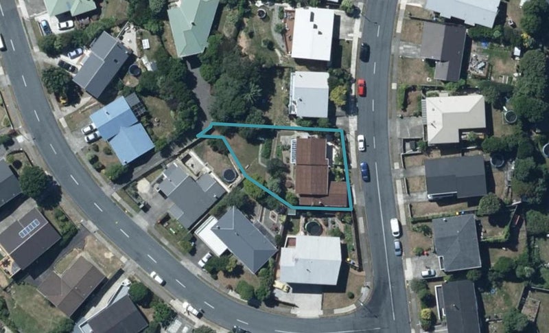 3 Eskdale Road, Papakowhai, Porirua - Carousel 1