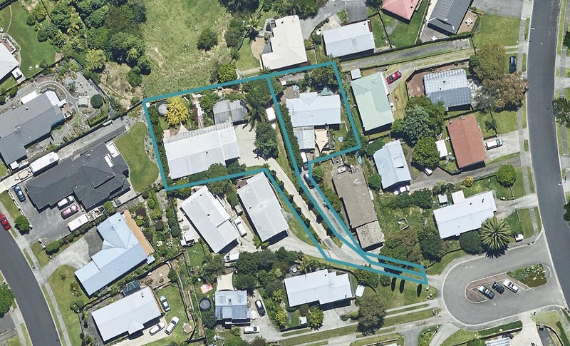 4B Lawson Place, Hairini, Tauranga - Carousel 1