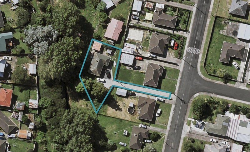 62 Hamill Road, Otara, Auckland - Carousel 1