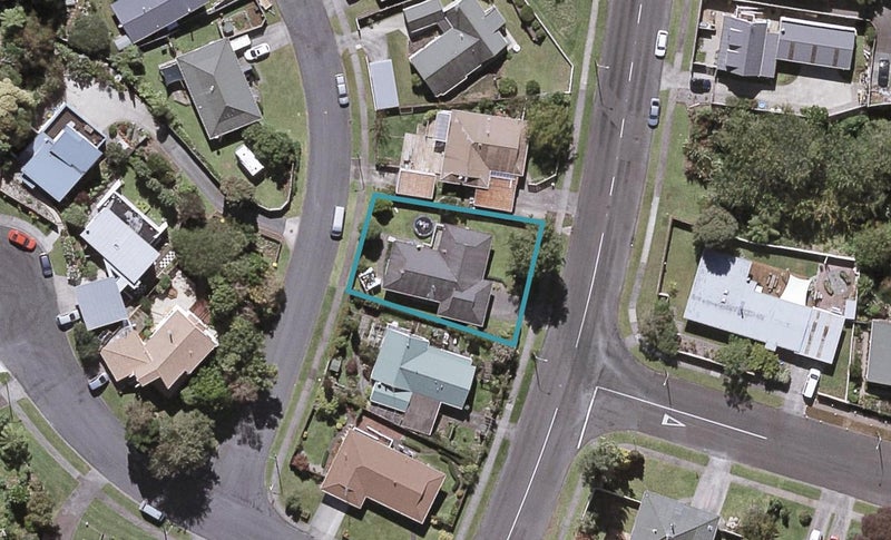 85 Heta Road, Highlands Park, New Plymouth - Carousel 1