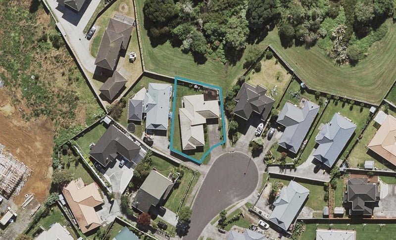 14 Peachwood Place, Favona, Auckland - Carousel 1