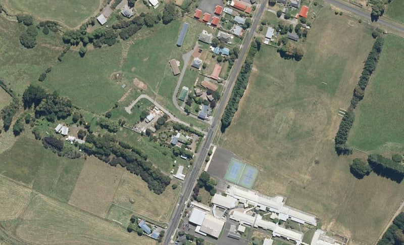 35 Tainui Street, Ohakune - Carousel 1