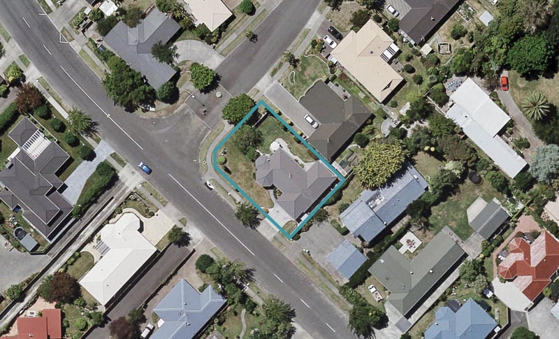 2 Hyatt Grove, Greenmeadows, Napier - Carousel 1