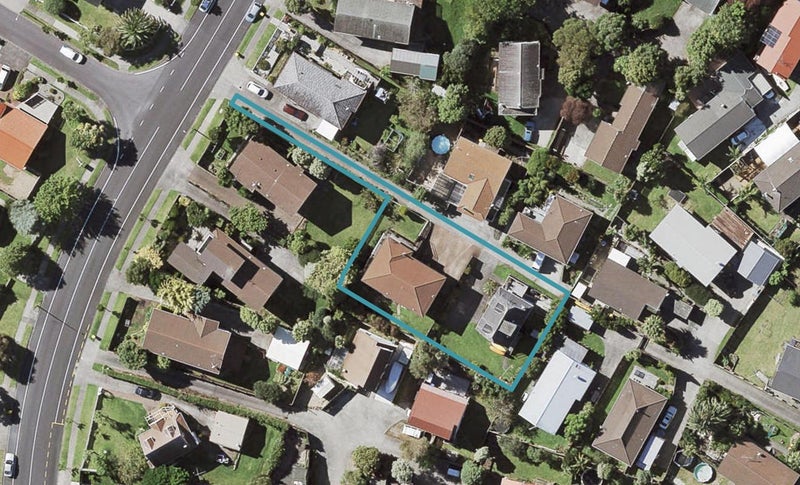 1/116 Bradbury Road, Botany Downs, Auckland - Carousel 1