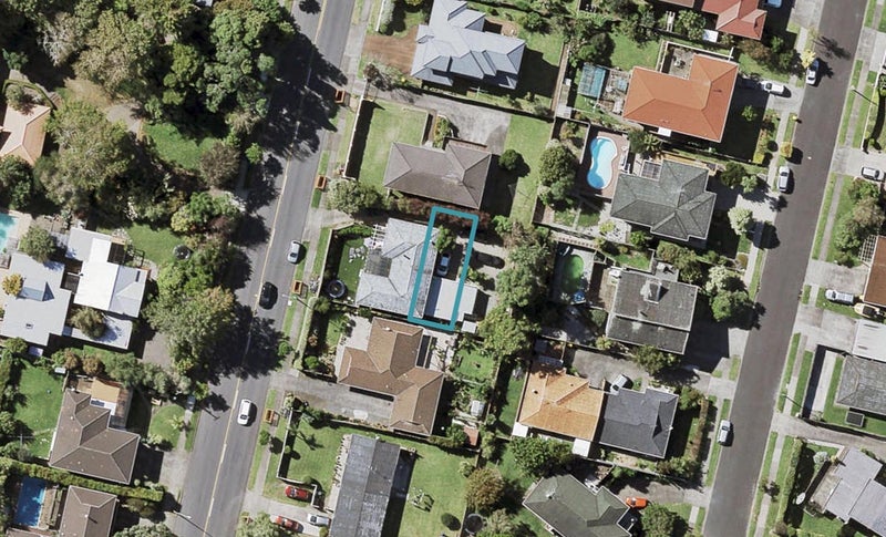 91C Glenmore Road, Sunnyhills, Auckland - Carousel 1