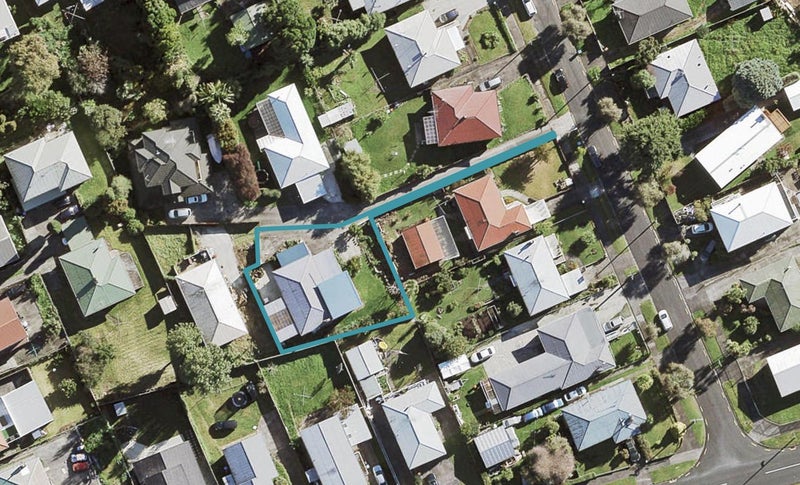 10 Whittle Place, New Windsor, Auckland - Carousel 1
