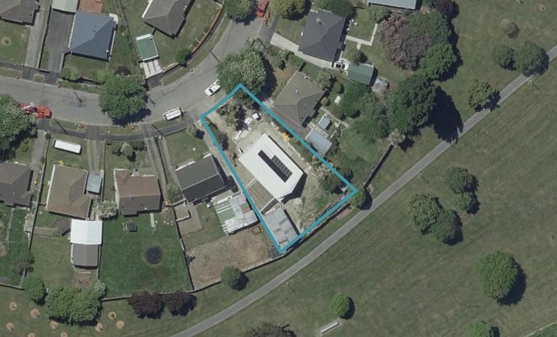 48 Riley Crescent, Woolston, Christchurch - Carousel 1