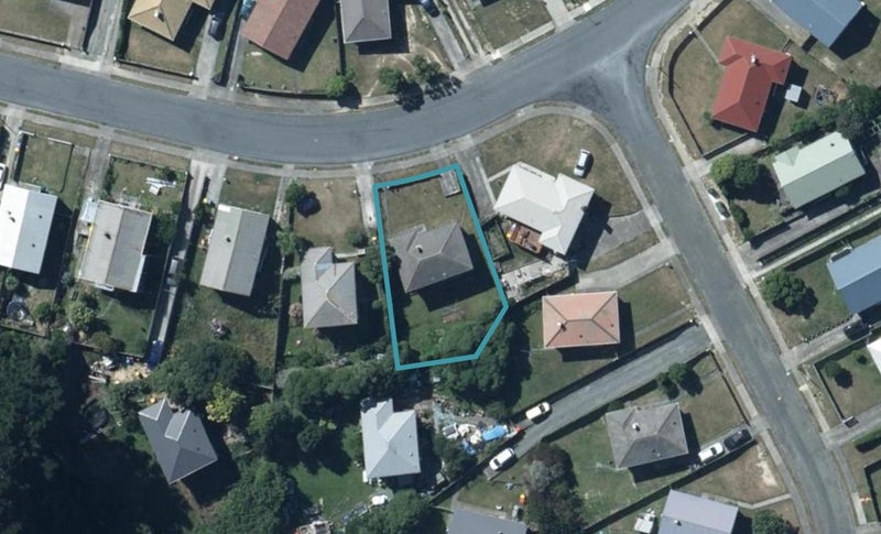 23 Beauzami Crescent, Ascot Park, Porirua - Carousel 1