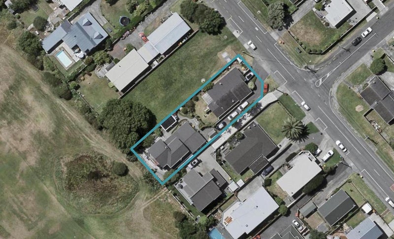 48 Martin Road, Paraparaumu Beach, Paraparaumu - Carousel 1