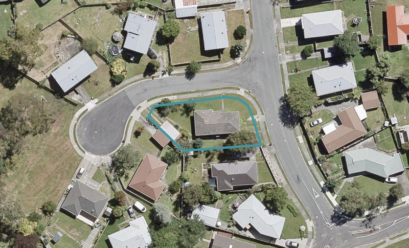 5 Speargrass Grove, Timberlea, Upper Hutt - Carousel 1
