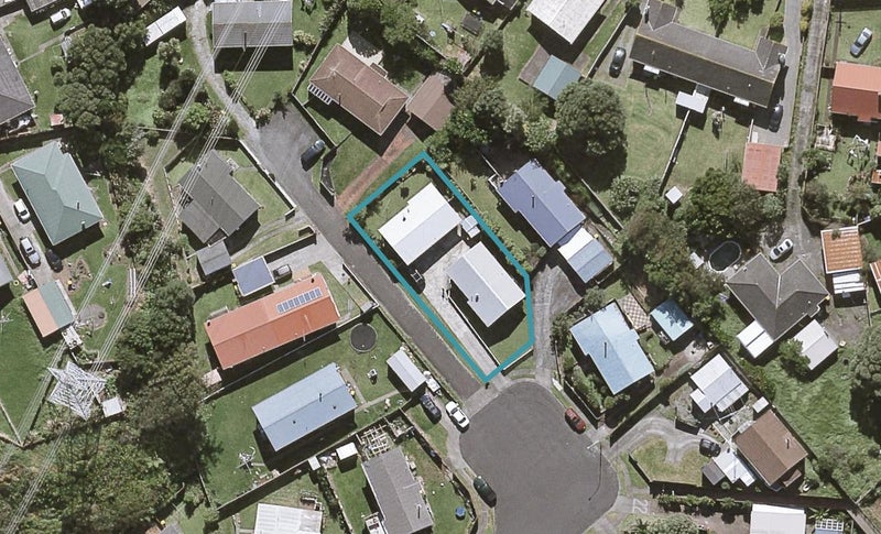 25 Tahurangi Place, Spotswood, New Plymouth - Carousel 1