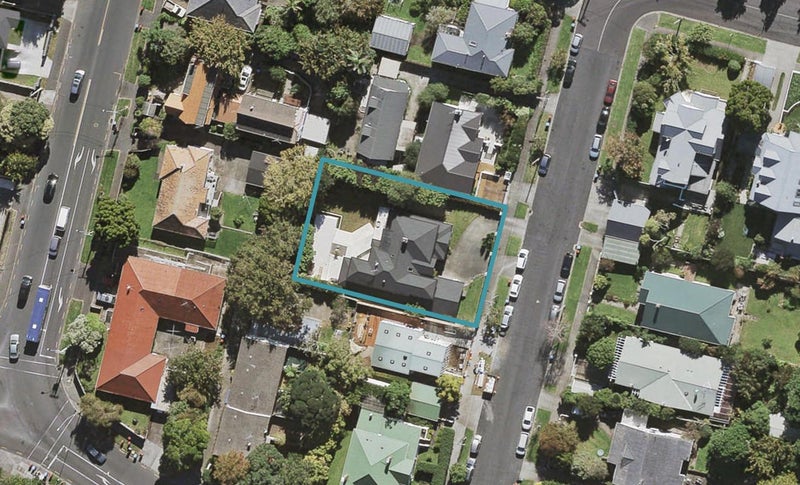 7 The Drive, Epsom, Auckland - Carousel 1