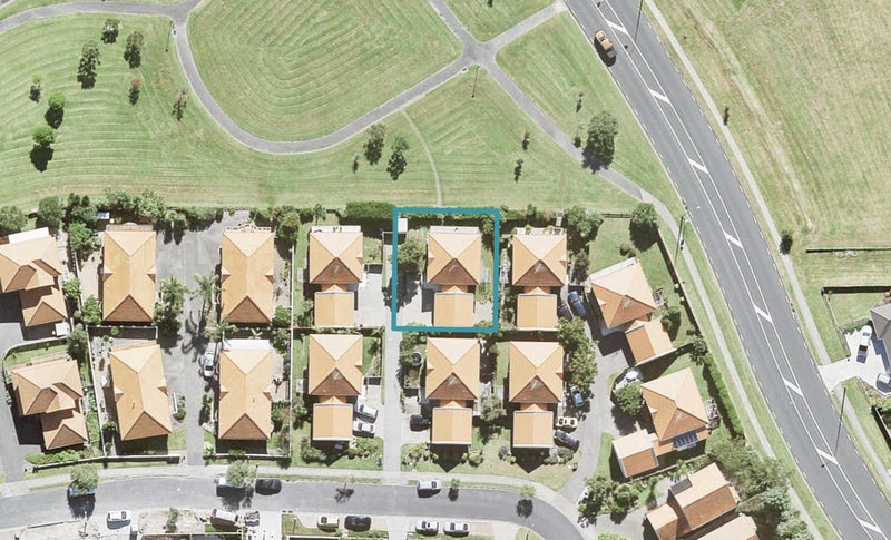 18 Parkwood Crescent, Gulf Harbour, Whangaparaoa - Carousel 1