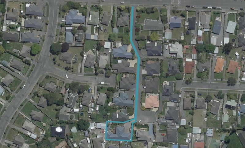 14 Scarlet Lane, Redwood, Christchurch - Carousel 1