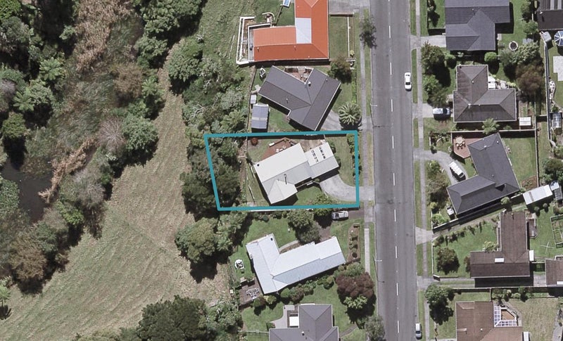 57 Heta Road, Highlands Park, New Plymouth - Carousel 1