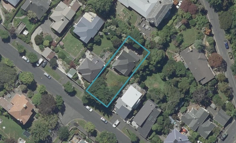 21 Claremont Street, Maori Hill, Dunedin - Carousel 1