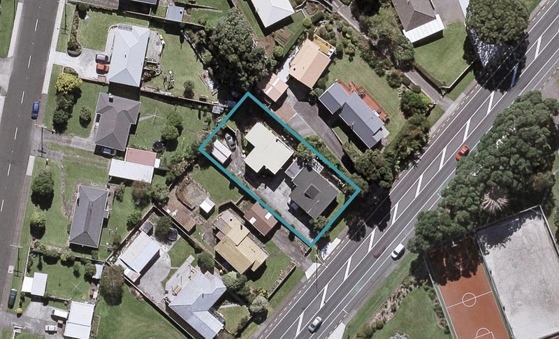 118 South Road, Spotswood, New Plymouth - Carousel 1