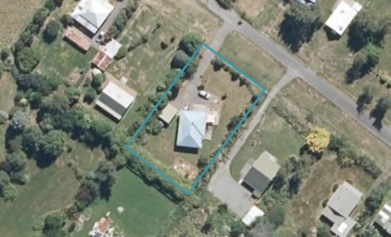 6 Miharo Street, Rangataua - Carousel 1