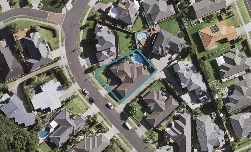 13 Ysabel Crescent, The Gardens, Auckland - Carousel 1