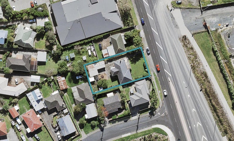 378 Te Atatu Road, Te Atatu Peninsula, Auckland - Carousel 1