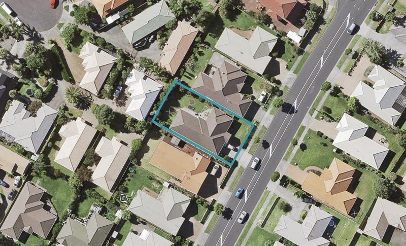 97 Millhouse Drive, Northpark, Auckland - Carousel 1