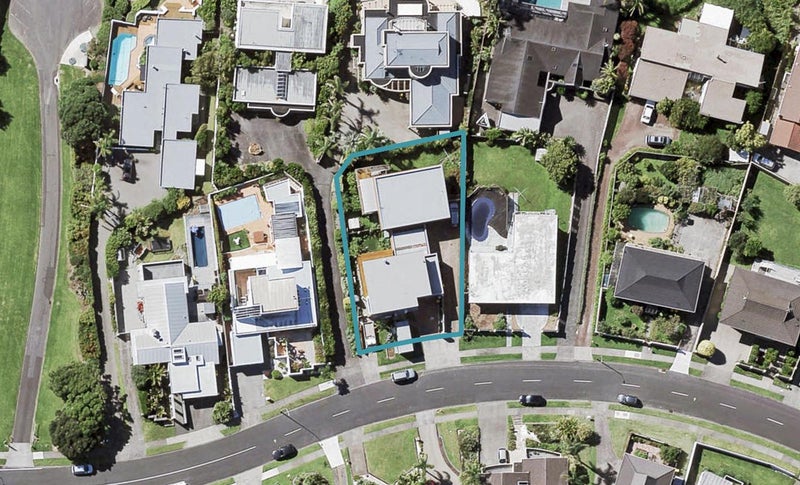 106A Bramley Drive, Farm Cove, Auckland - Carousel 1