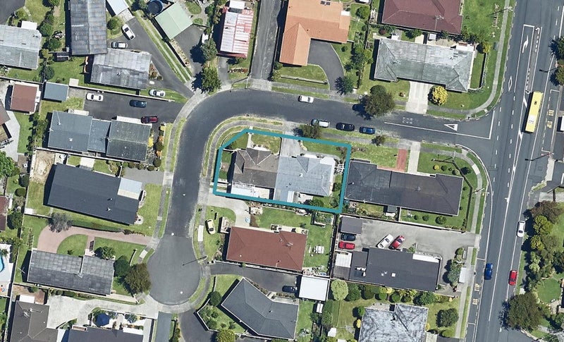 8 Tupaea Place, Otumoetai, Tauranga - Carousel 1