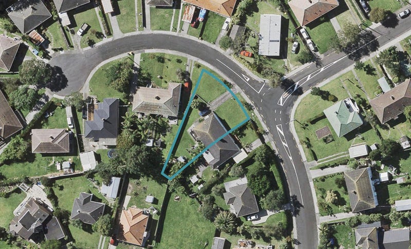 32 Philomel Crescent, Bayswater, Auckland - Carousel 1