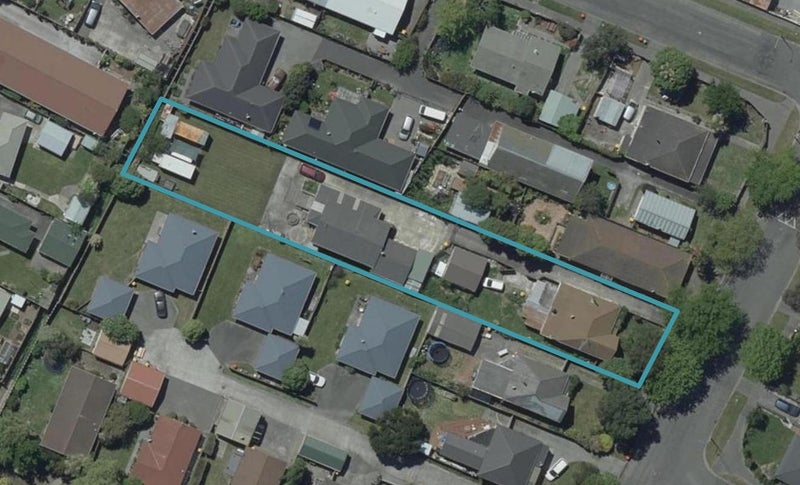 2/71 Tilford Street, Woolston, Christchurch - Carousel 1