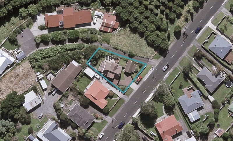 212 Frankley Road, Frankleigh Park, New Plymouth - Carousel 1