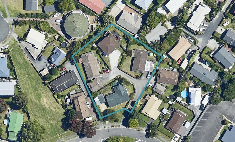 12B Hayley Grove, Papamoa Beach, Papamoa - Carousel 1