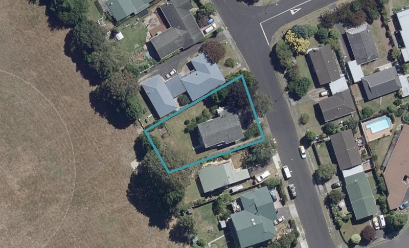 49 Orchard Avenue, Enderley, Hamilton - Carousel 1