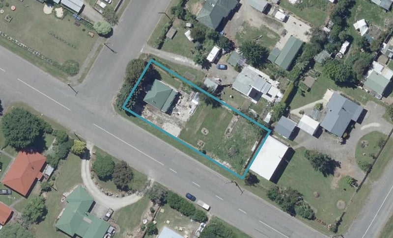 2 Hawkswood Street, Waiau, Waiau - Carousel 1