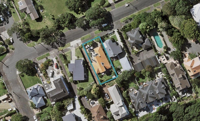 77A Stanley Point Road, Stanley Point, Auckland - Carousel 1