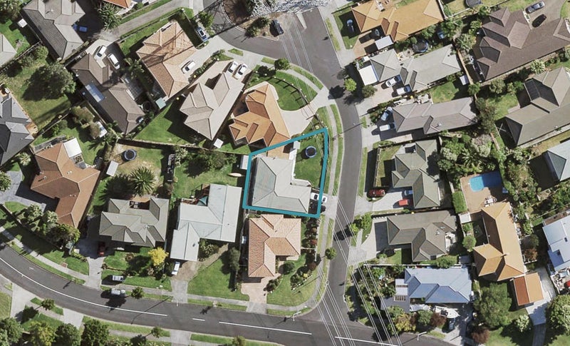 4 Frederick Reece Drive, The Gardens, Auckland - Carousel 1