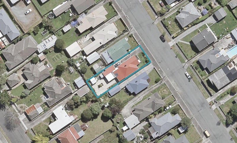 10 Beth Street, Trentham, Upper Hutt - Carousel 1