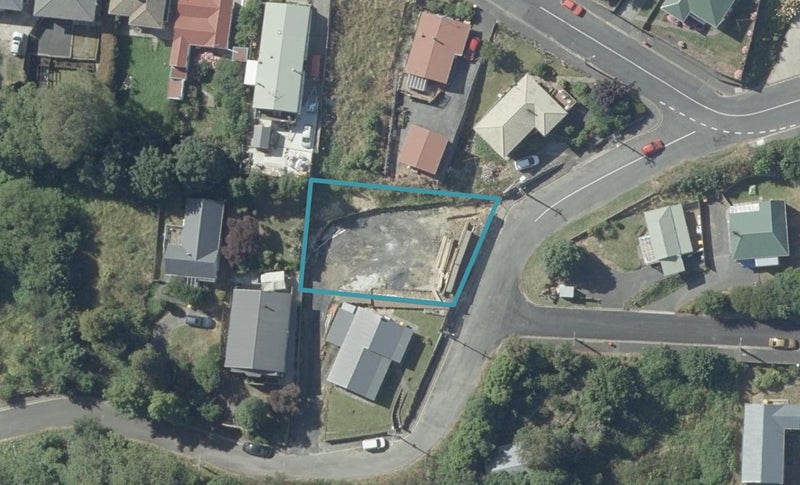21 Lindsay Road, Caversham, Dunedin - Carousel 1