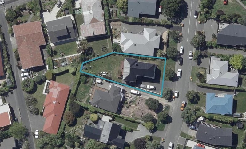 269 Cannon Hill Crescent, Mount Pleasant, Christchurch - Carousel 1