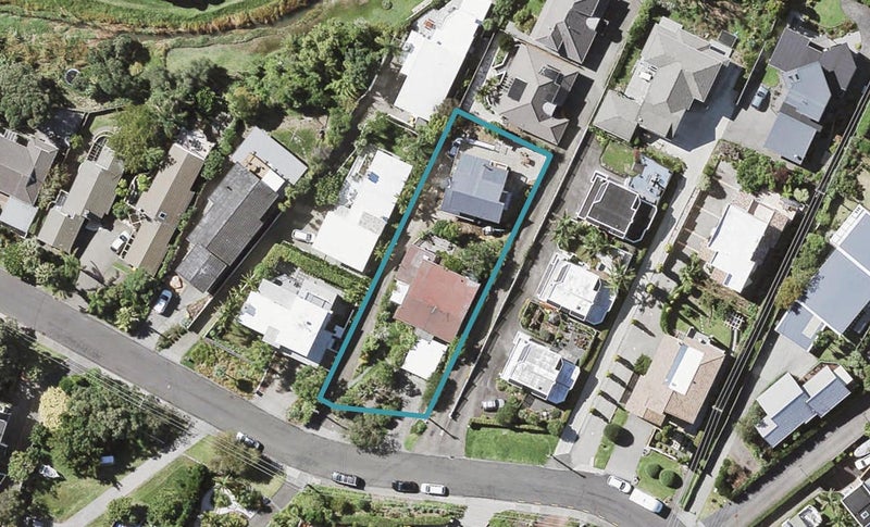 2/39 Prospect Terrace, Milford, Auckland - Carousel 1