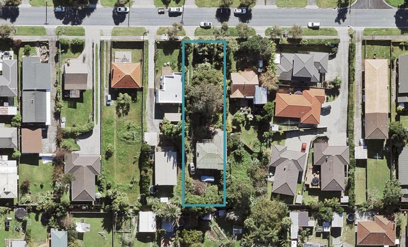 21 Akehurst Avenue, New Lynn, Auckland - Carousel 1