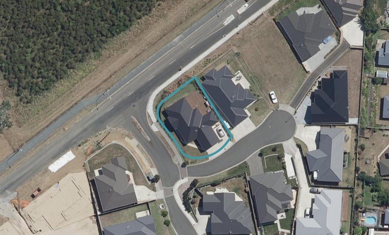 1 Olly Close, Grandview Heights, Hamilton - Carousel 1