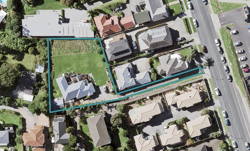 2/25 MacLeans Road, Bucklands Beach, Auckland - Carousel 1
