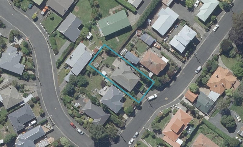16 Fife Street, Kaikorai, Dunedin - Carousel 1