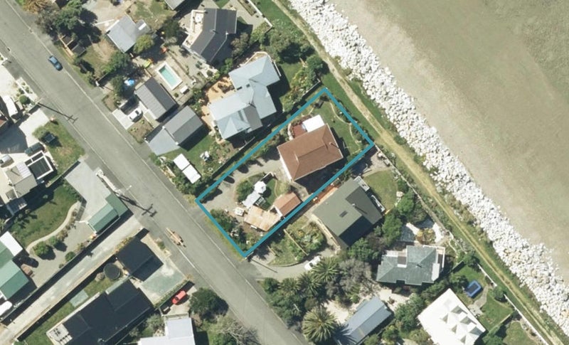 9 Broadsea Avenue, Ruby Bay, Mapua - Carousel 1